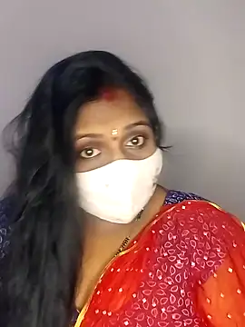 Snapshot of Sexy_Radhikaa chatting on 02/15/25, 12:59 Sexy Radhikaa online show from 02/15/25, 12:59
