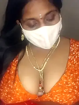 Snapshot of Sexy_Radhikaa chatting on 03/12/25, 01:51 Sexy Radhikaa online show from 03/12/25, 01:51