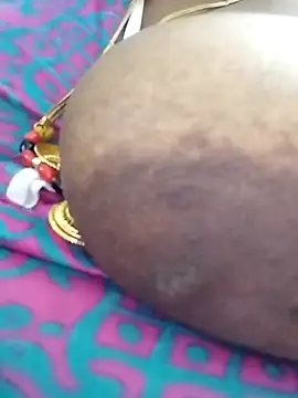 Sexy Radhikaa online show from 12/04/25, 10:02