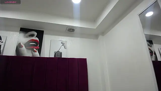 Kylee28 online show from 01/27/25, 08:07