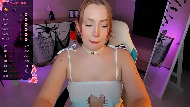 Jenny Luvv online show from 10/23/25, 08:02