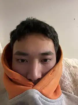 Snapshot of lilywithpuppy chatting on 03/08/26, 12:30 lilywithpuppy online show from 03/08/26, 12:30