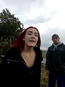 laura arias018 online show from 11/19/25, 09:04