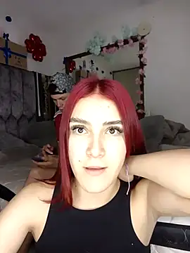 laura arias018 online show from 12/04/25, 08:01