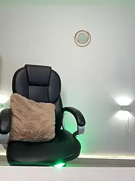 leylaclintonxx online show from 12/07/24, 07:32