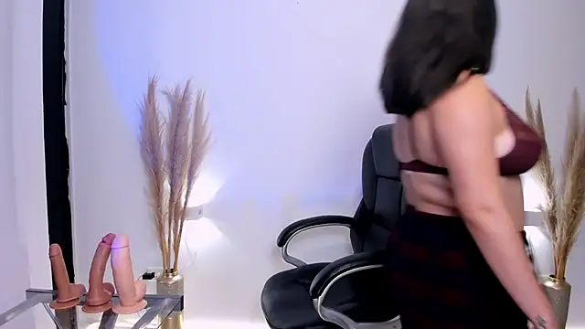 leylaclintonxx online show from 01/10/25, 03:29