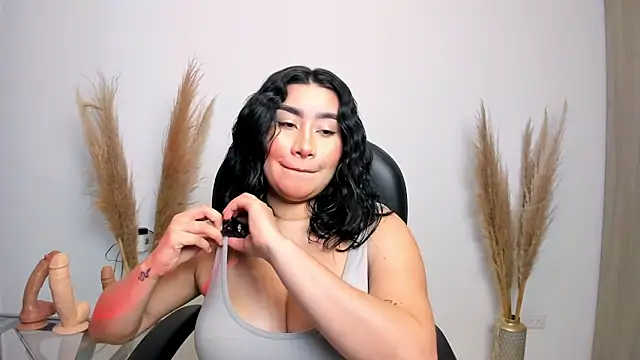 leylaclintonxx online show from 02/02/25, 10:17