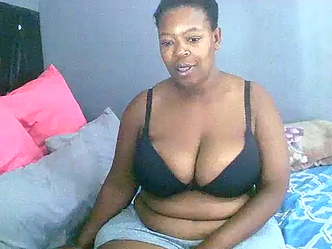 curvyloneah75 online show from 12/03/24, 06:48
