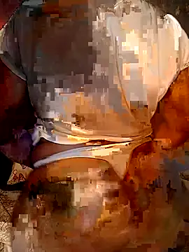 Snapshot of curvyloneah75 chatting on 10/20/25, 08:04 curvyloneah75 online show from 10/20/25, 08:04