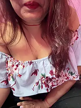  nishalove19 online show from 12/24/24, 07:55