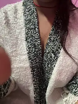  nishalove19 online show from 01/21/25, 07:28