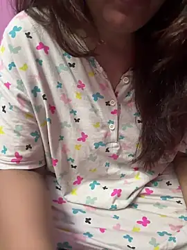  nishalove19 online show from 03/22/25, 10:15