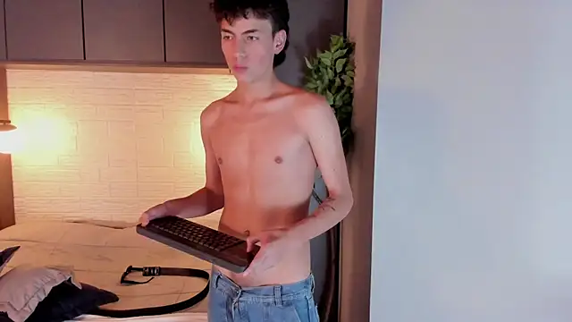 MattiDeLuca online show from 12/21/24, 05:51