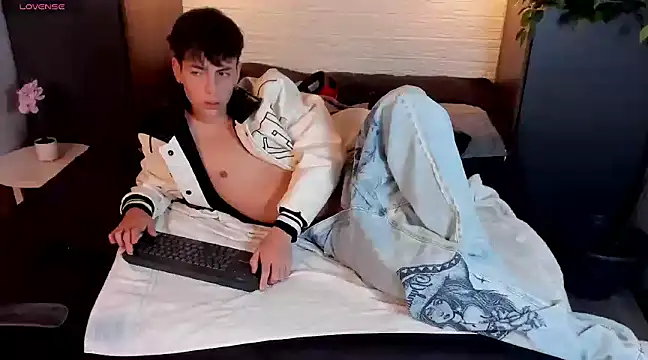 MattiDeLuca online show from 12/31/24, 05:29