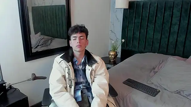 MattiDeLuca online show from 02/02/25, 05:48