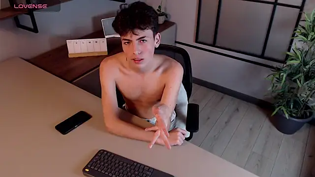 MattiDeLuca online show from 02/03/25, 02:24