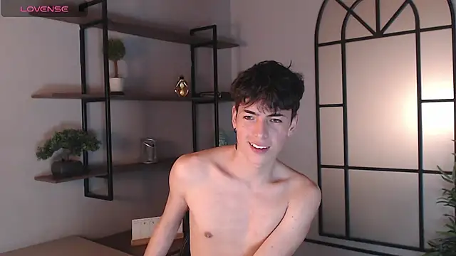 MattiDeLuca online show from 02/12/25, 02:43