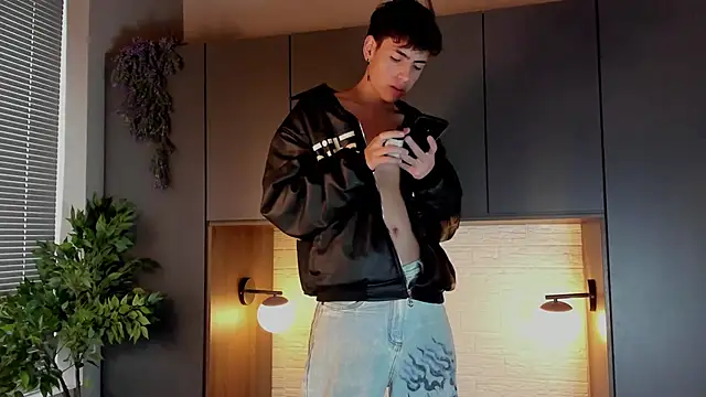 MattiDeLuca online show from 03/15/25, 02:23