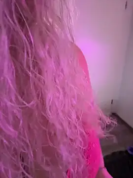 Snapshot of CurvyAnonymousGirl89 chatting on 10/02/25, 02:35 CurvyAnonymousGirl89 online show from 10/02/25, 02:35