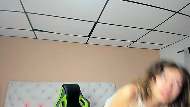 mariie tayy online show from 12/16/24, 01:22