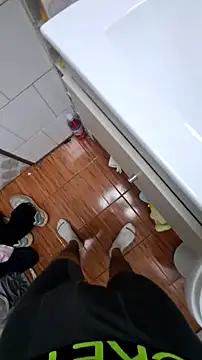 Snapshot of tula_chyk chatting on 10/10/25, 01:32 tula chyk online show from 10/10/25, 01:32