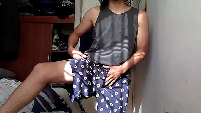 Snapshot of tula_chyk chatting on 10/28/25, 12:41 tula chyk online show from 10/28/25, 12:41