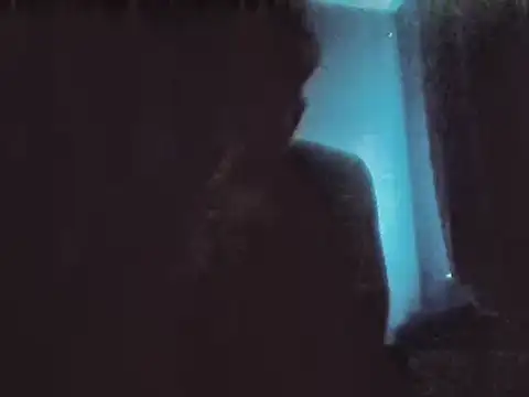 Snapshot of freddie90908 chatting on 12/13/24, 11:02 freddie90908 online show from 12/13/24, 11:02