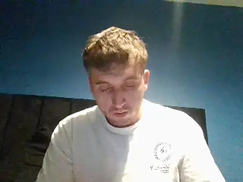 Snapshot of freddie90908 chatting on 12/21/24, 07:06 freddie90908 online show from 12/21/24, 07:06