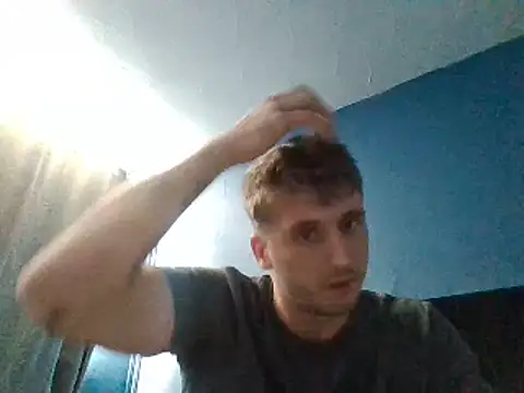 Snapshot of freddie90908 chatting on 01/25/25, 10:19 freddie90908 online show from 01/25/25, 10:19