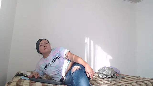 Naugthydolls online show from 01/14/25, 12:56