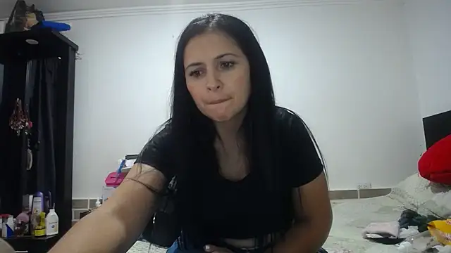 princehermosa44 online show from 06/11/26, 10:08