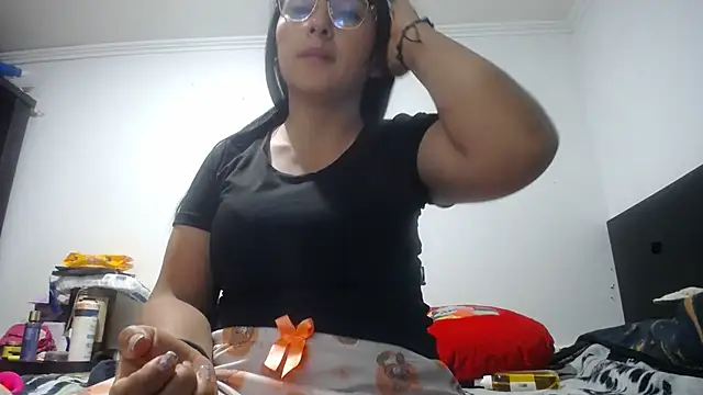 princehermosa44 online show from 07/04/26, 11:33