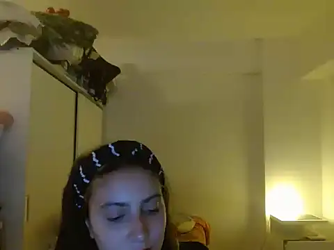 Snapshot of xBubblyBarbiexx chatting on 02/28/26, 03:18 xBubblyBarbiexx online show from 02/28/26, 03:18