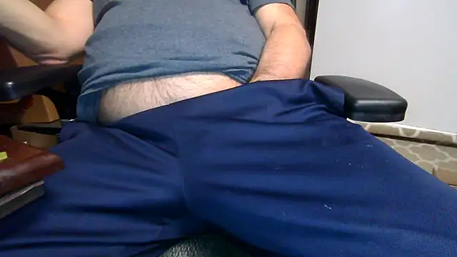 Snapshot of thickdaddy59 chatting on 12/05/24, 02:31 thickdaddy59 online show from 12/05/24, 02:31