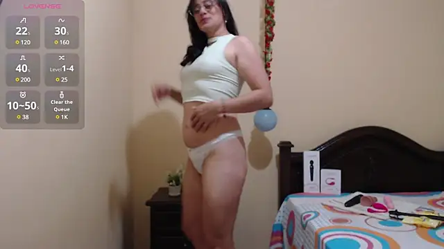 sara florez1 online show from 01/25/25, 11:13