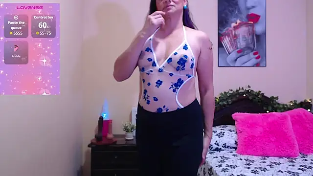 sara florez1 online show from 12/04/25, 11:08