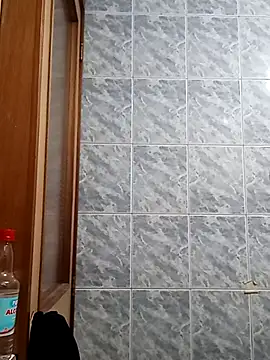 Naomy veracruz  online show from 05/25/26, 12:11