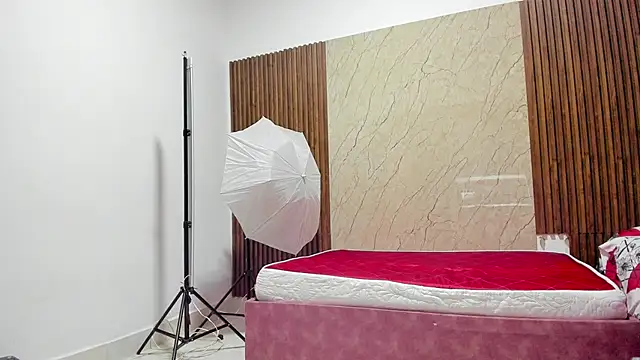 king lovely hornyy online show from 10/24/25, 06:26