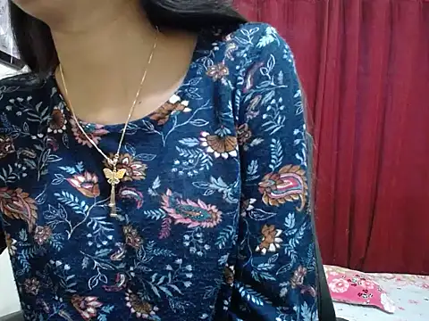 taisina online show from 02/15/25, 03:20