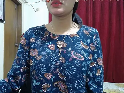 taisina online show from 02/24/25, 08:03