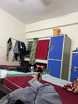 Snapshot of aprivateguy chatting on 03/07/25, 02:56 aprivateguy online show from 03/07/25, 02:56