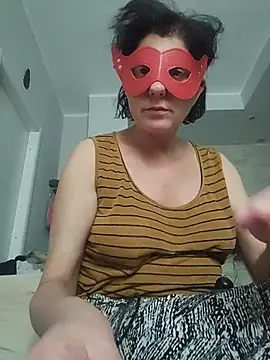 Vagabondainnamorata online show from 05/13/26, 04:26
