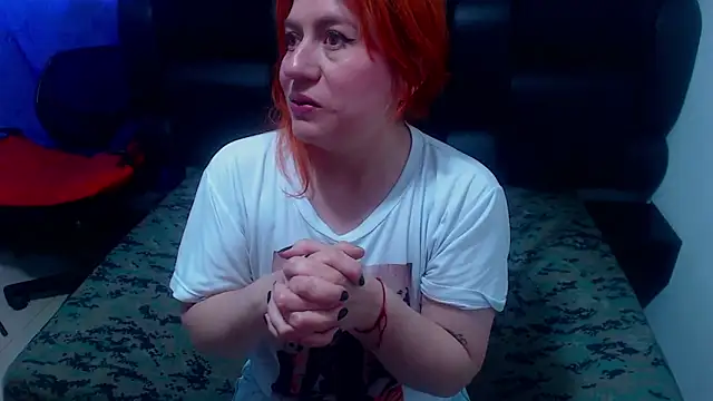 XxMiaSexxyHotxX online show from 10/16/25, 02:07