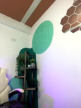 Snapshot of LollaByer chatting on 11/20/25, 09:03 LollaByer online show from 11/20/25, 09:03