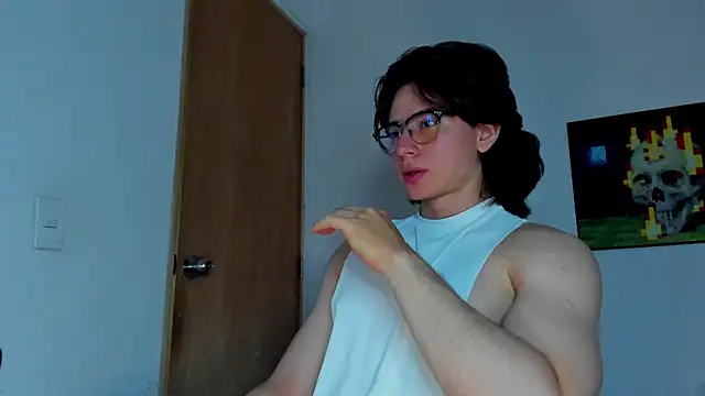 AngelBennet  online show from 11/12/25, 10:30