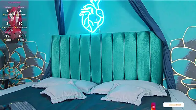 Snapshot of melany_blair chatting on 11/04/25, 08:19 melany blair online show from 11/04/25, 08:19