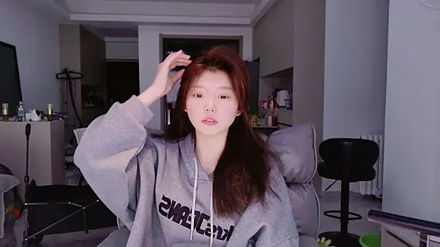 Snapshot of yangyang-1115 chatting on 01/12/26, 05:12 yangyang-1115 online show from 01/12/26, 05:12