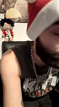 Snapshot of DaWoD030 chatting on 12/21/24, 06:34 DaWoD030 online show from 12/21/24, 06:34