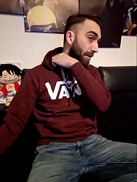 Snapshot of DaWoD030 chatting on 01/05/25, 06:02 DaWoD030 online show from 01/05/25, 06:02