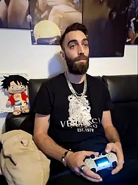 Snapshot of DaWoD030 chatting on 01/07/25, 06:03 DaWoD030 online show from 01/07/25, 06:03